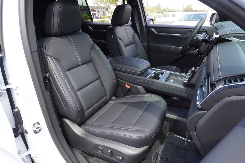 New 2027 GMC Acadia Elevation w/ Super Cruise Package FWD image 15