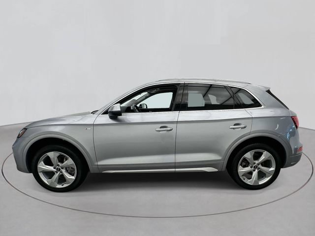Certified 2023 Audi Q5 2.0T Premium Plus w/ Premium Plus Package AWD/4WD image 2