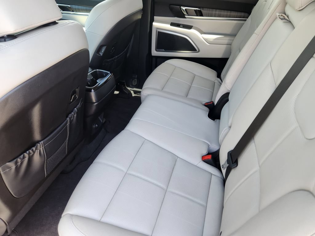 Used 2024 Kia Telluride EX AWD/4WD image 10