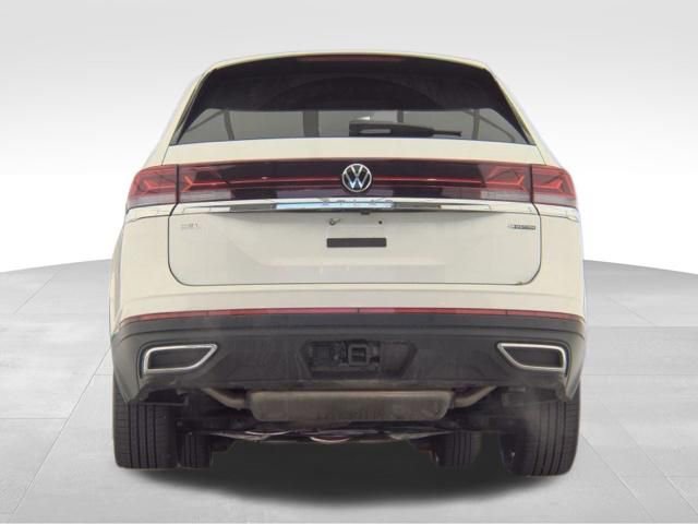 Used 2025 Volkswagen Atlas SEL AWD/4WD image 3