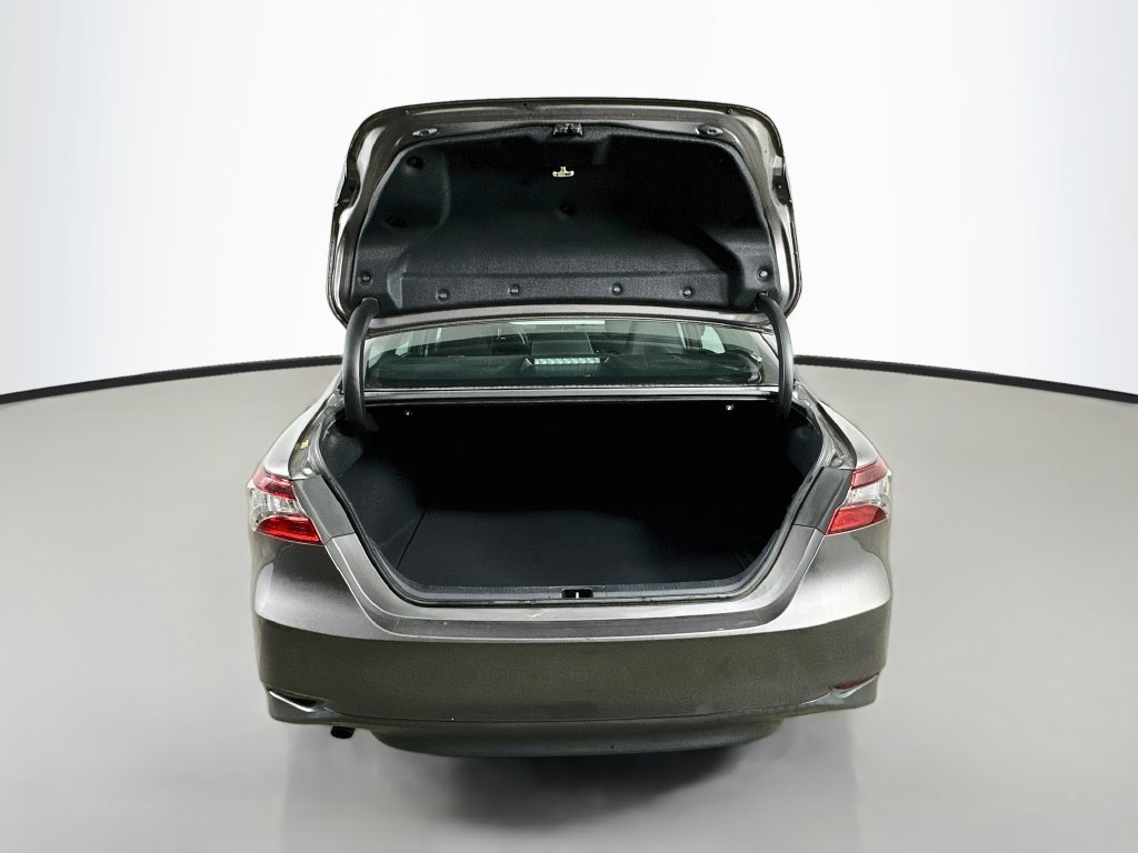 Used 2021 Toyota Camry LE FWD image 35