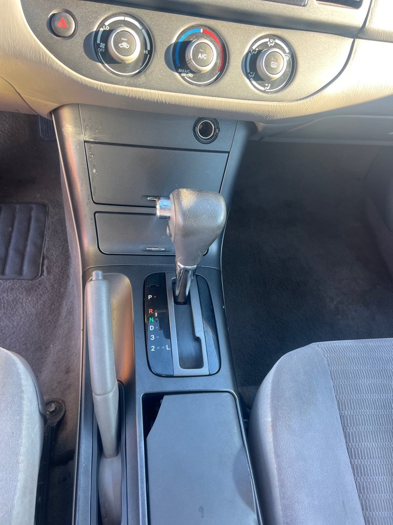Used 2006 Toyota Camry LE FWD image 27
