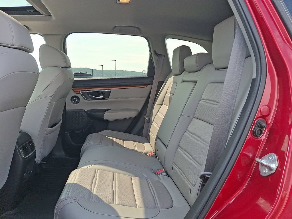 Used 2022 Honda CR-V Touring image 11