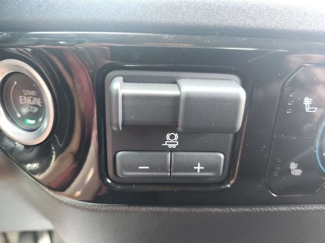 Used 2025 GMC Sierra 1500 Elevation AWD/4WD image 40