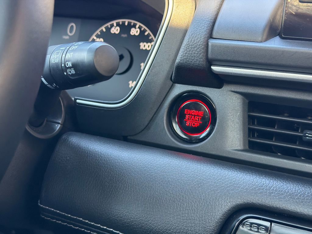 Used 2023 Honda Pilot Touring image 31