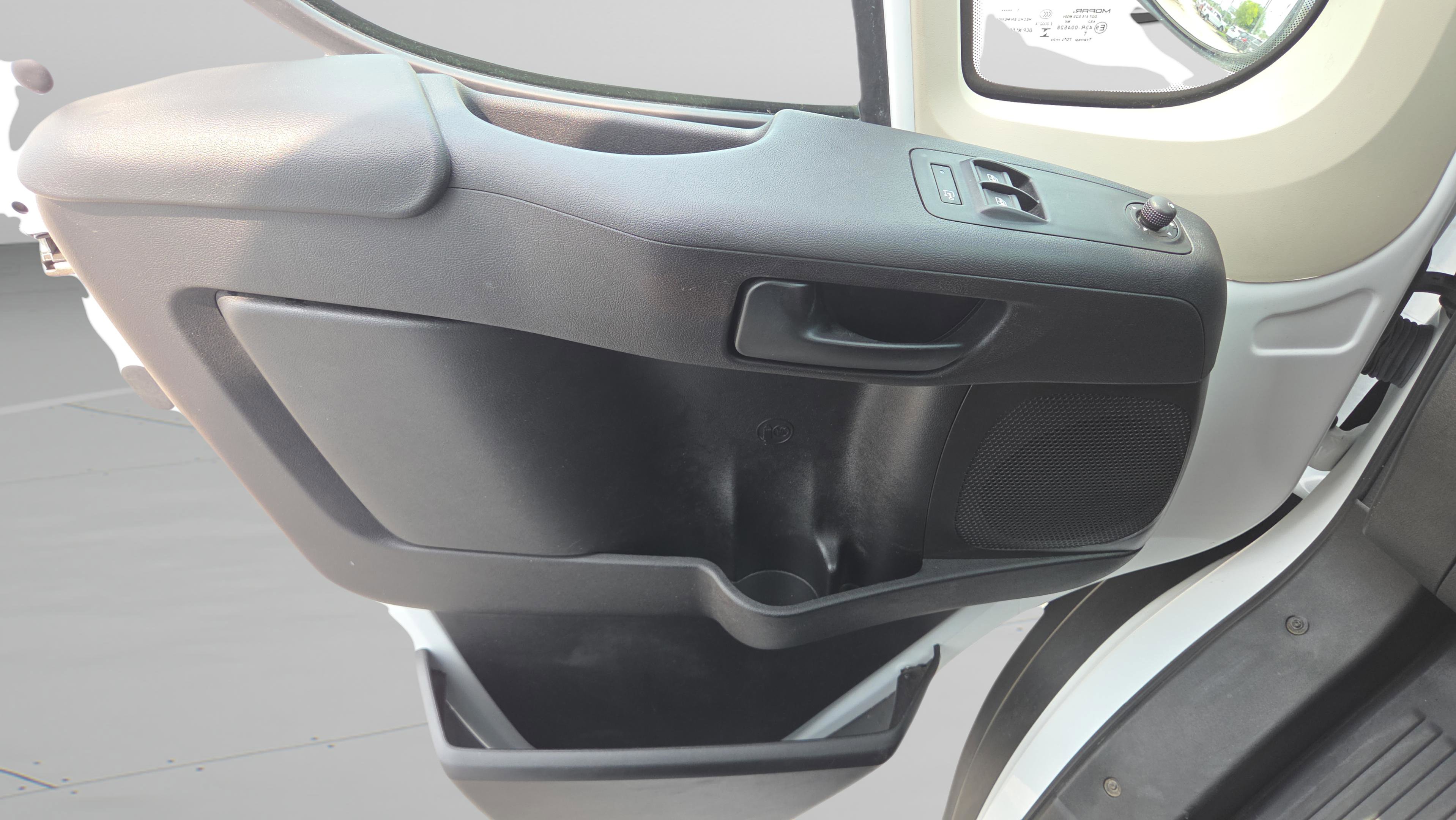 Used 2021 RAM ProMaster 3500 w/ Convenience Group FWD image 34