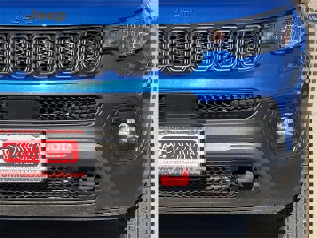 Used 2023 Jeep Compass Trailhawk image 9