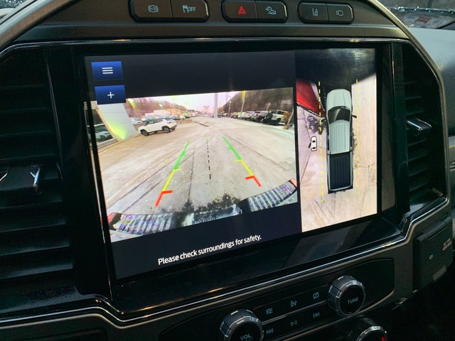 Used 2022 Ford F350 Platinum w/ Tremor Off-Road Package image 35