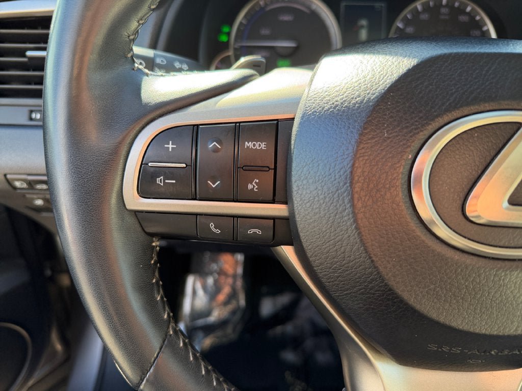 Used 2022 Lexus RX 450h AWD w/ Premium Package image 15