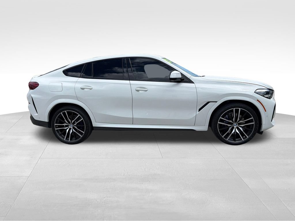 Used 2023 BMW X6 xDrive40i w/ M Sport Package AWD/4WD image 9