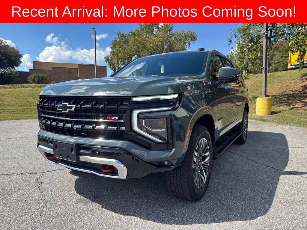 Used 2025 Chevrolet Tahoe Z71 w/ Comfort Package AWD/4WD image 1