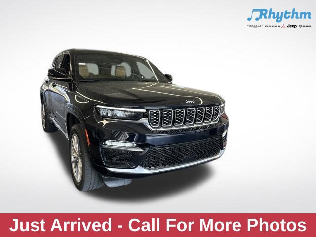 Used 2022 Jeep Grand Cherokee Summit AWD/4WD 360° Tour