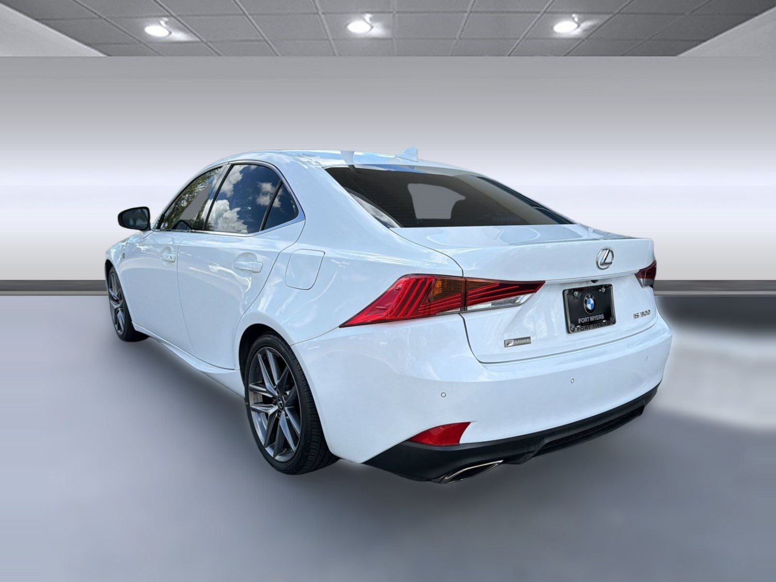 Used 2019 Lexus IS 300 F Sport w/ F Sport Package RWD image 3