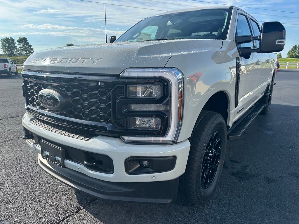 New 2025 Ford F350 Lariat w/ Lariat Ultimate Package image 4