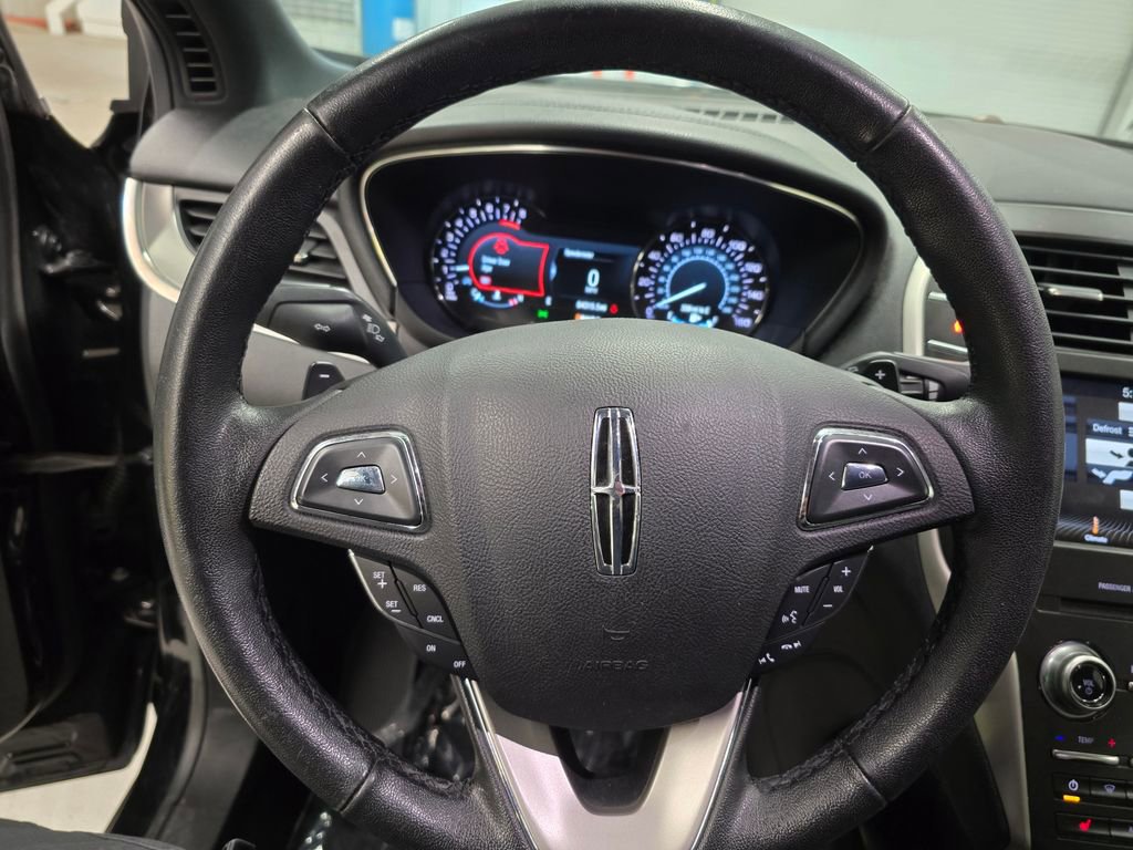 Used 2019 Lincoln MKC Premiere image 17