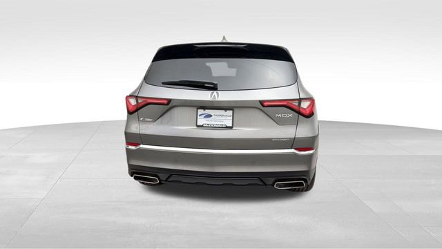 Used 2023 Acura MDX SH-AWD w/ Technology Package image 3