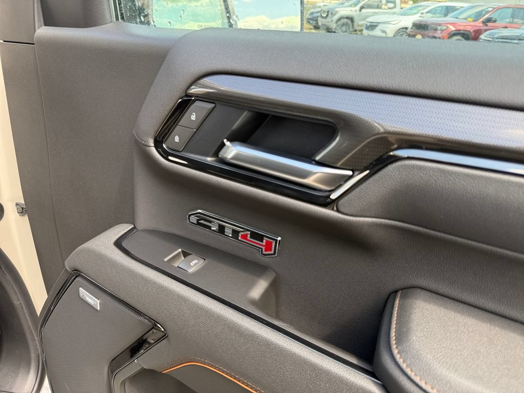 New 2026 GMC Sierra 1500 AT4 w/ AT4 Premium Package AWD/4WD image 34