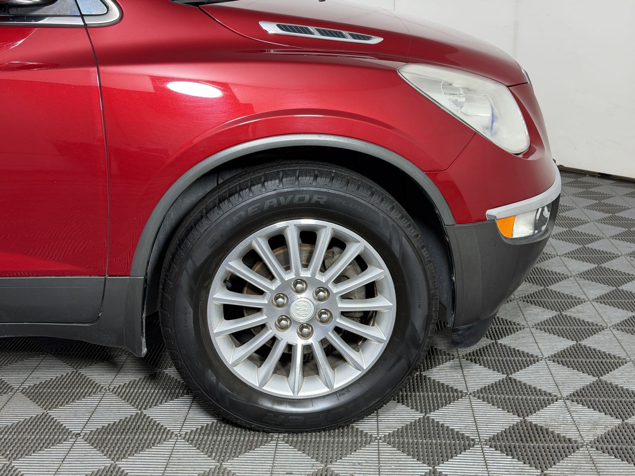 Used 2012 Buick Enclave Leather AWD/4WD image 13