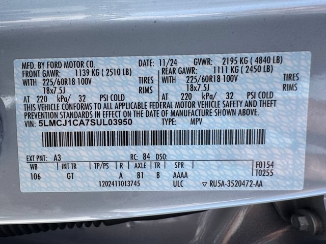 Used 2025 Lincoln Corsair FWD w/ Equipment Group 101A image 10