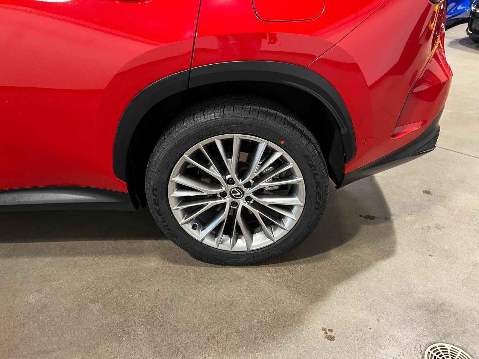 Used 2025 Lexus NX 300h NX 350h Luxury image 44