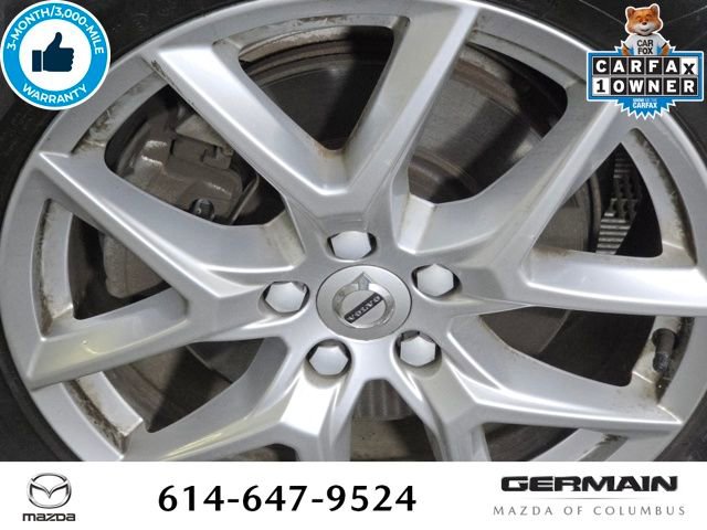 Used 2020 Volvo XC60 T5 Momentum w/ Protection Package Premier image 11