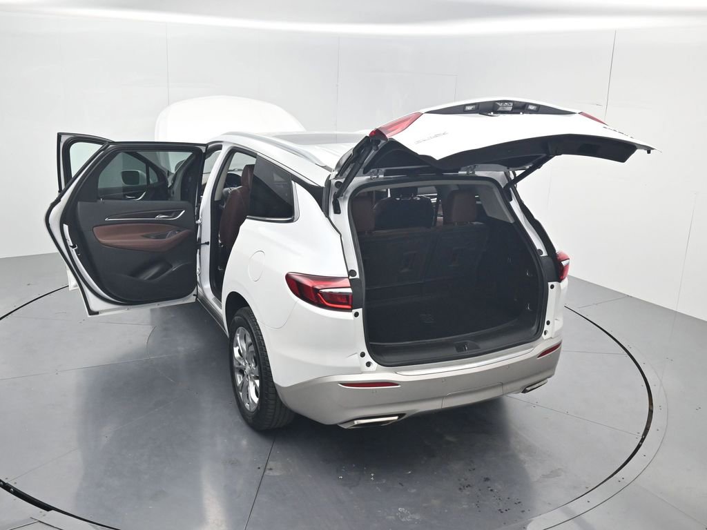 Used 2018 Buick Enclave Avenir FWD image 60