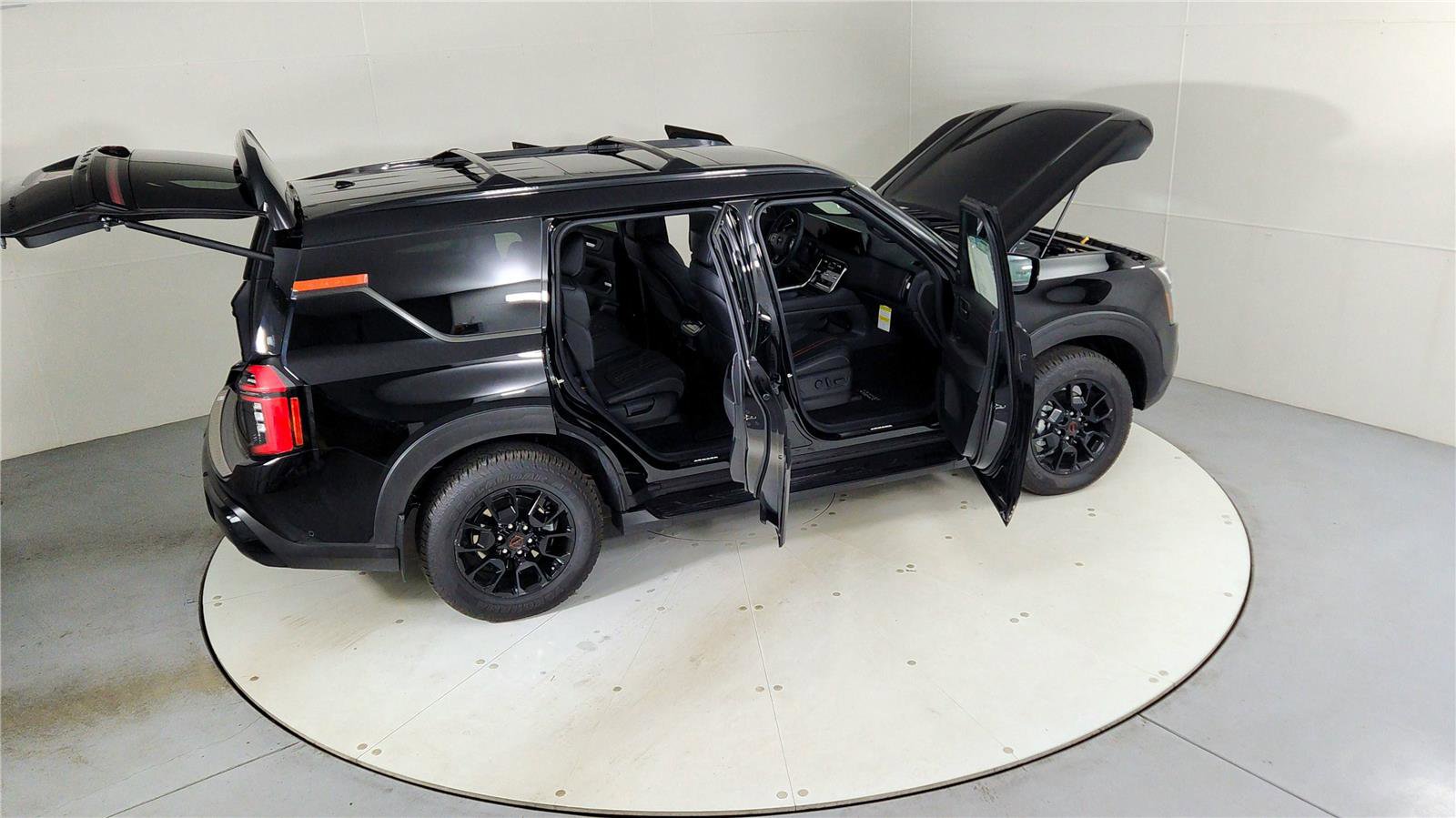 New 2025 Nissan Armada PRO-4X w/ Pro-4X Premium Package image 54
