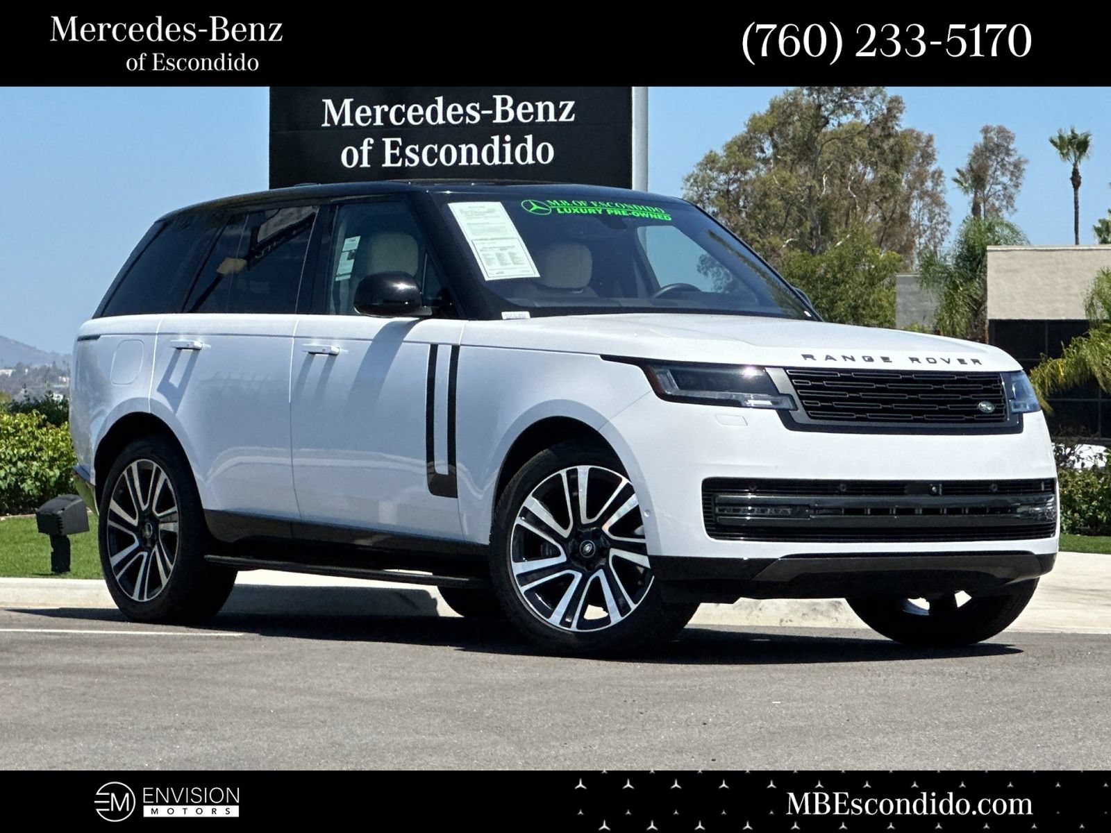 Used 2023 Land Rover Range Rover SE AWD/4WD image 1