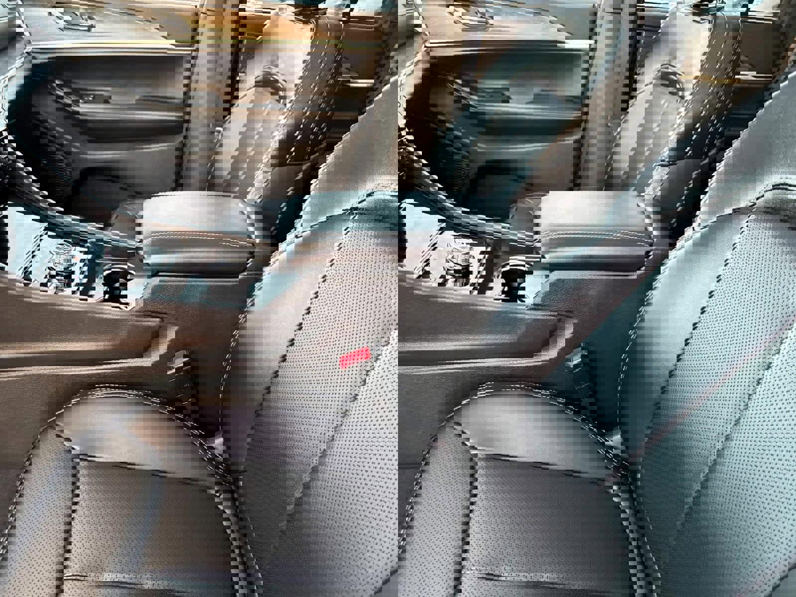 Used 2024 Jeep Grand Cherokee Limited w/ Luxury Tech Group II image 18