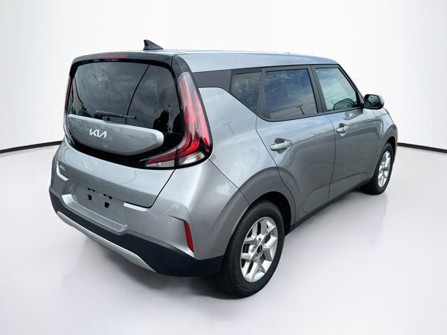 Certified 2024 Kia Soul S FWD image 5