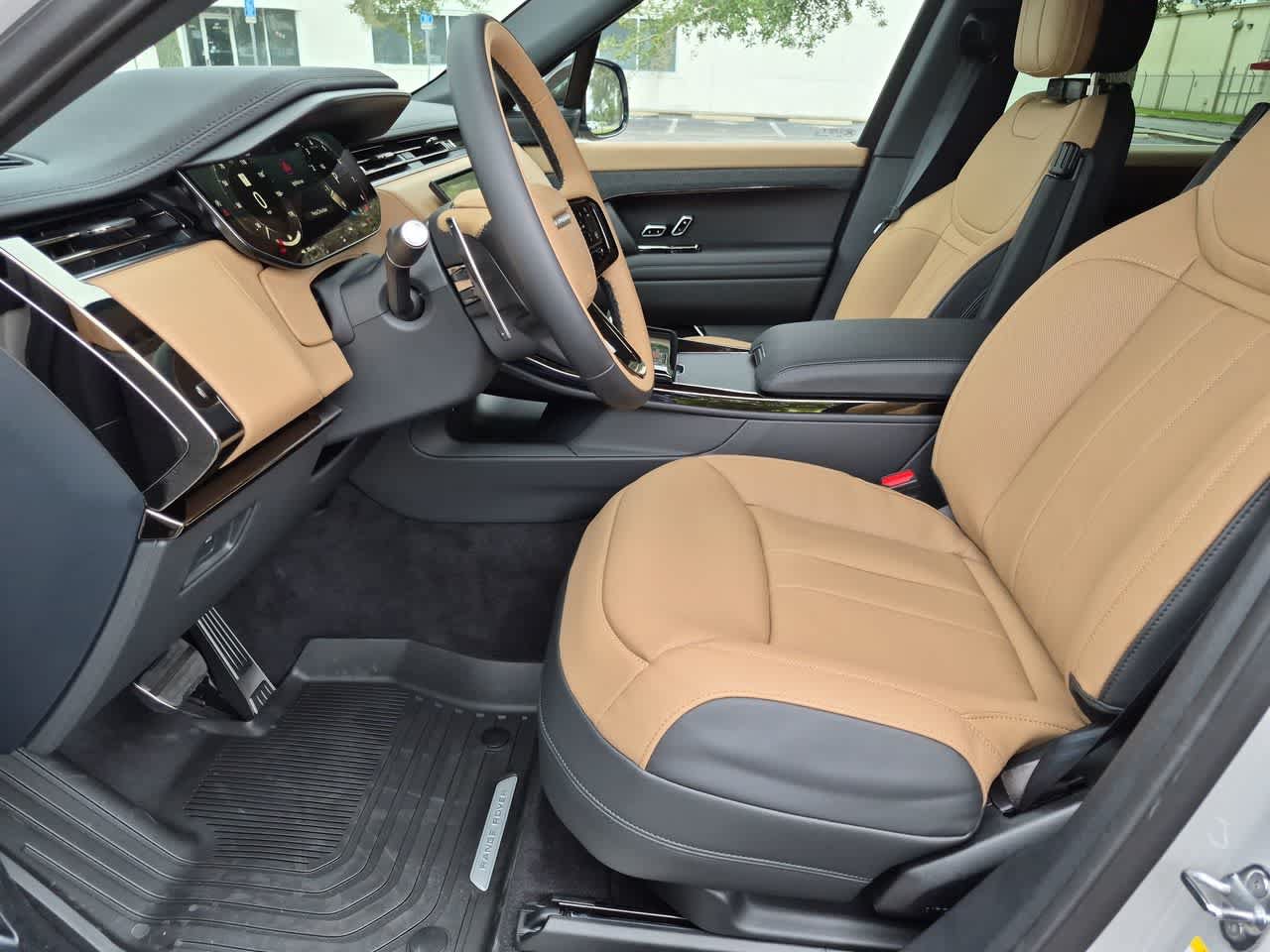 New 2027 Land Rover Range Rover Sport Dynamic SE AWD/4WD image 17