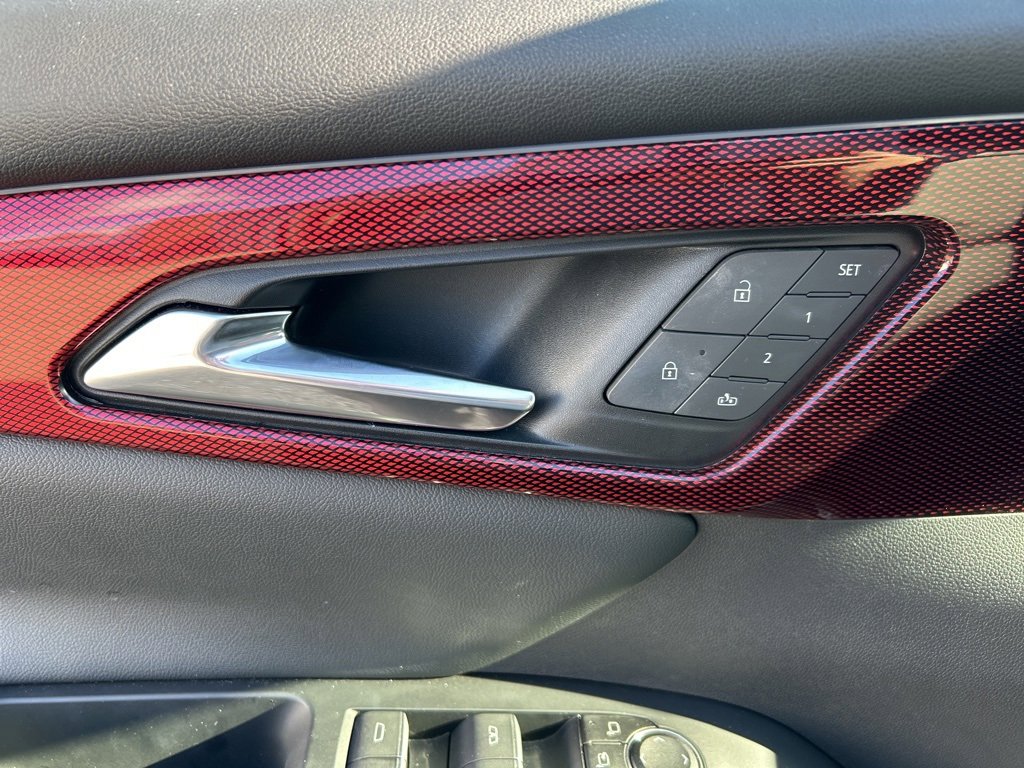 Used 2024 Chevrolet Traverse RS image 10