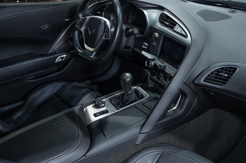 Used 2017 Chevrolet Corvette Stingray Coupe w/ Z51 1LT w/ Battery Protection Package RWD image 54