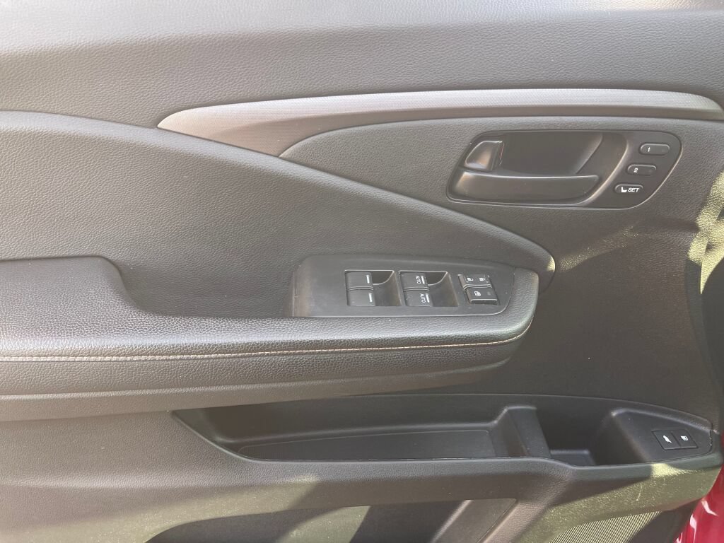 Used 2022 Honda Passport TrailSport image 8