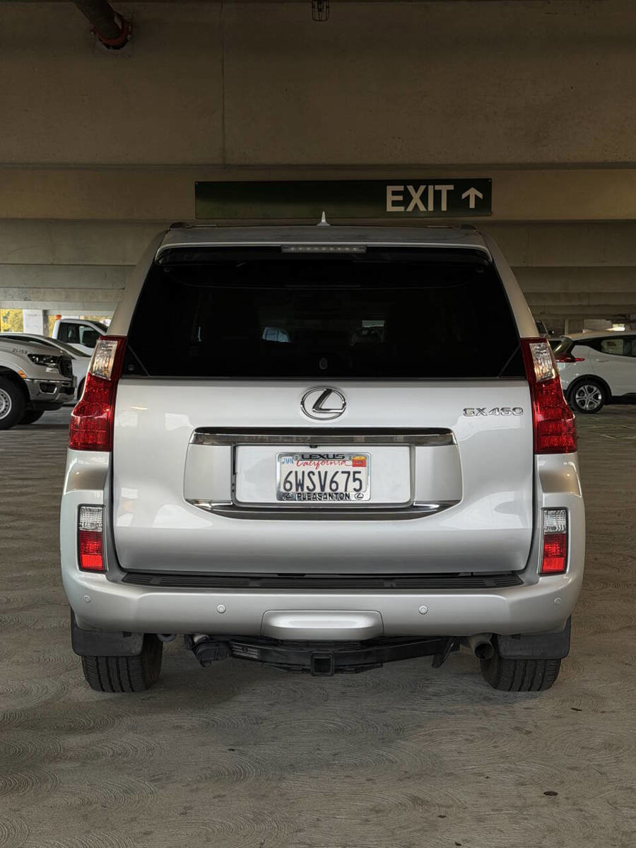 Used 2012 Lexus GX 460 image 5