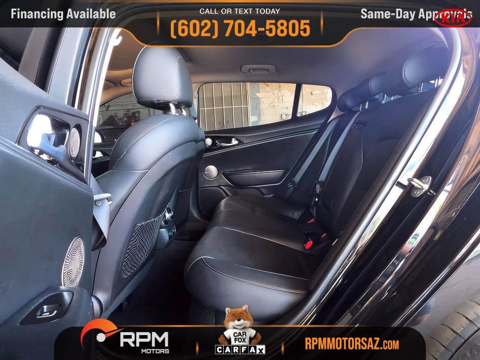 Used 2018 Kia Stinger Premium RWD image 10