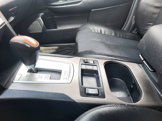 Used 2013 Subaru Outback 2.5i Limited w/ Moonroof Pkg AWD/4WD image 19