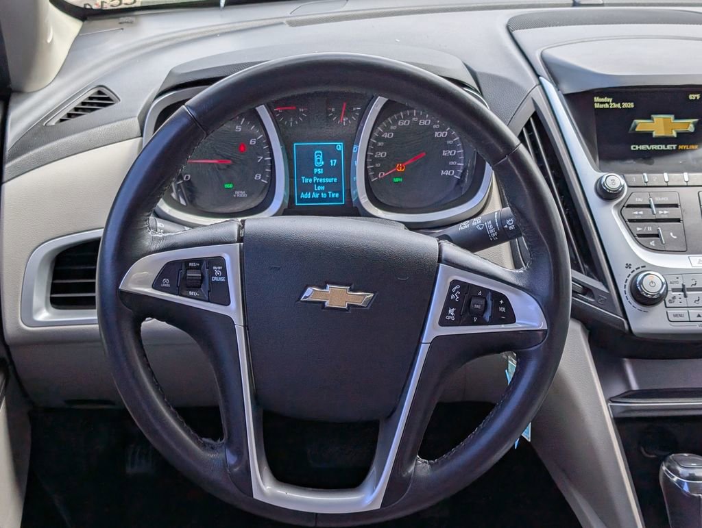 Used 2017 Chevrolet Equinox LT w/ Convenience Package image 11