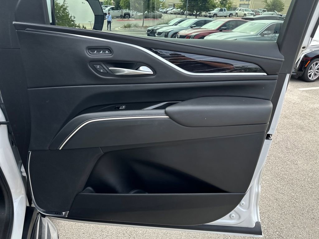 Used 2022 Cadillac Escalade Sport w/ Touring Package AWD/4WD image 34