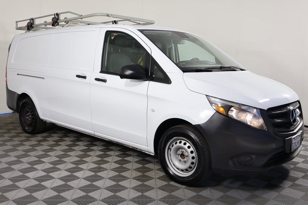 Used 2021 Mercedes-Benz Metris video 2