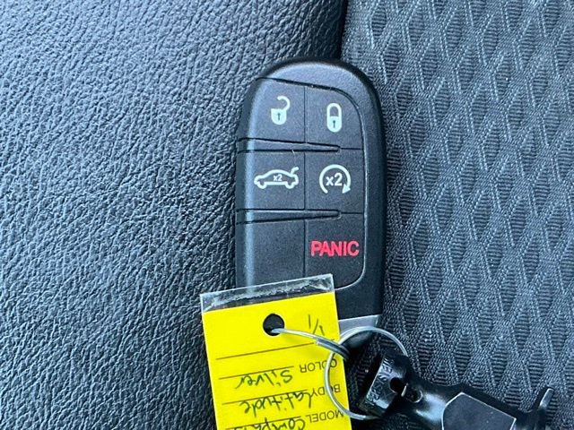 Used 2022 Jeep Compass Latitude FWD image 31