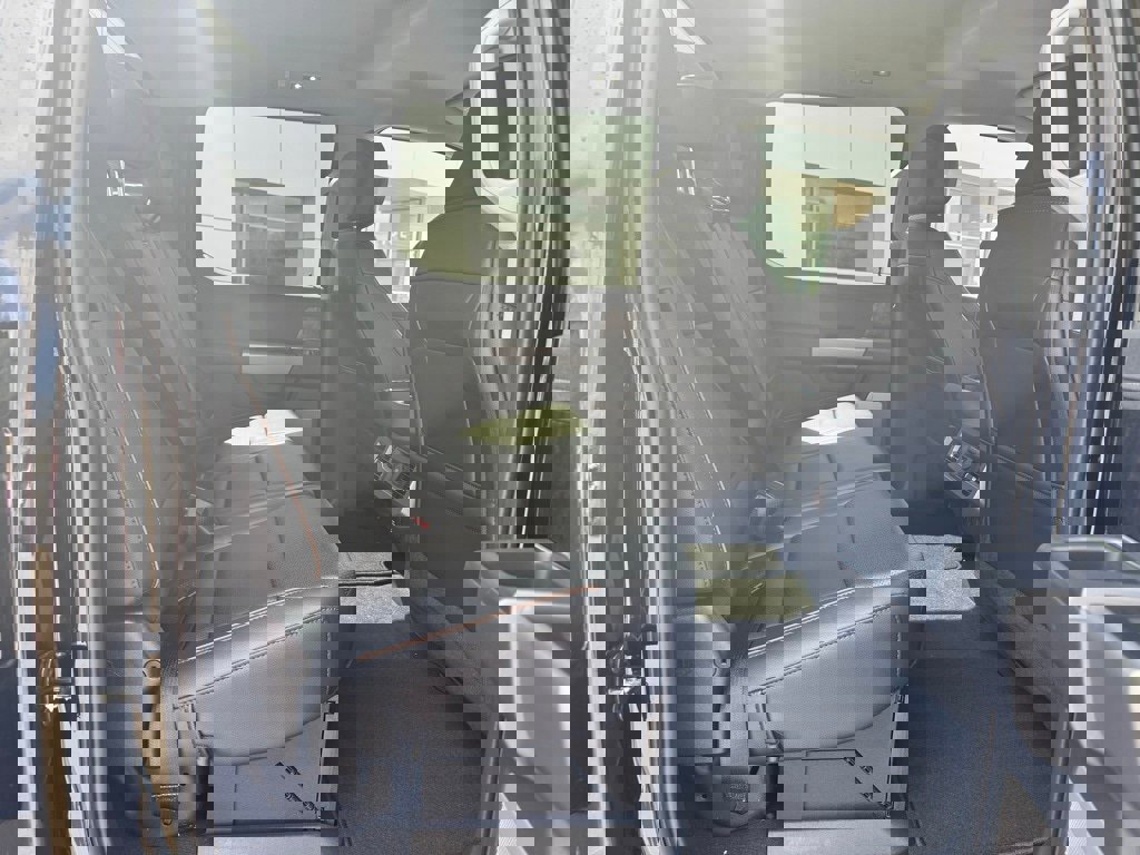 New 2026 Ford F350 Lariat image 14