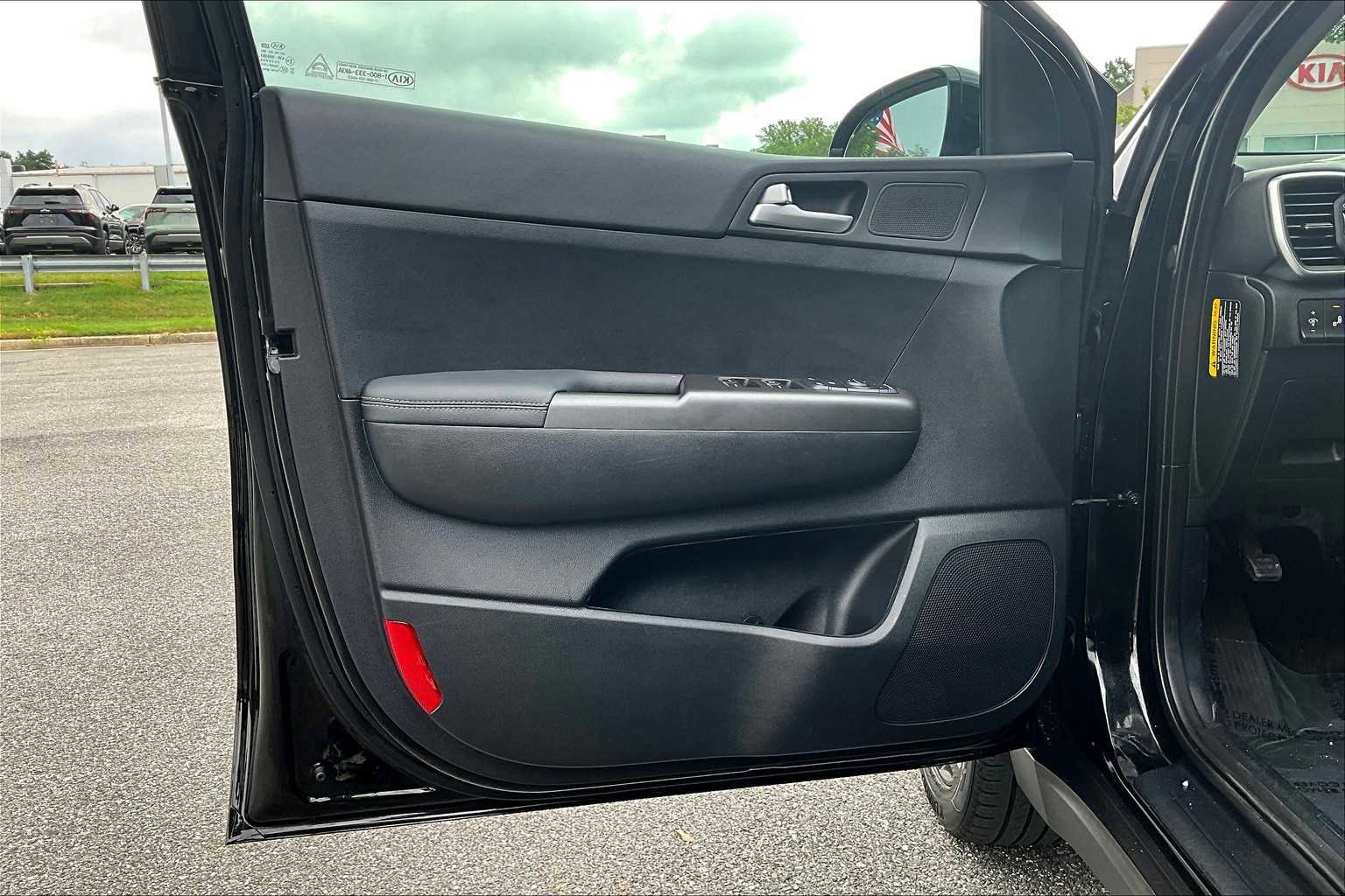 Used 2022 Kia Sportage LX w/ LX AWD Value Edition Package image 19