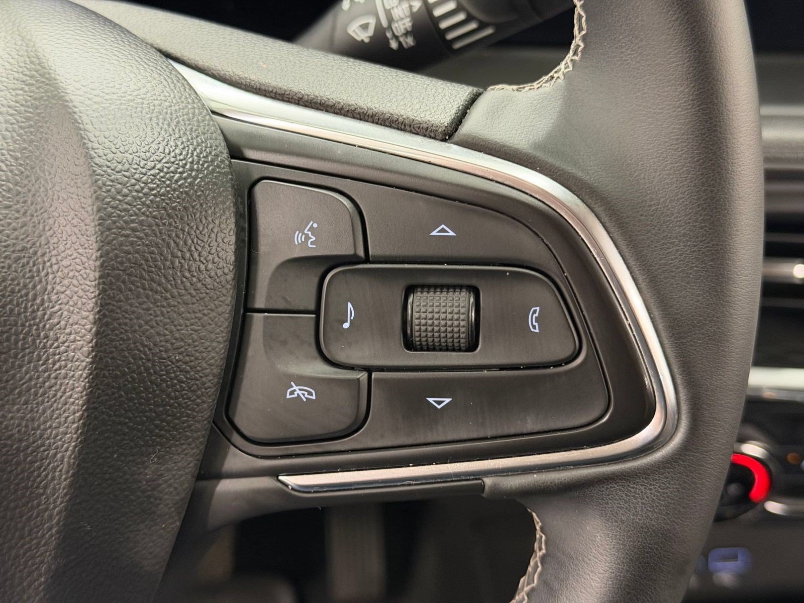 Used 2024 Buick Encore GX Preferred FWD image 13