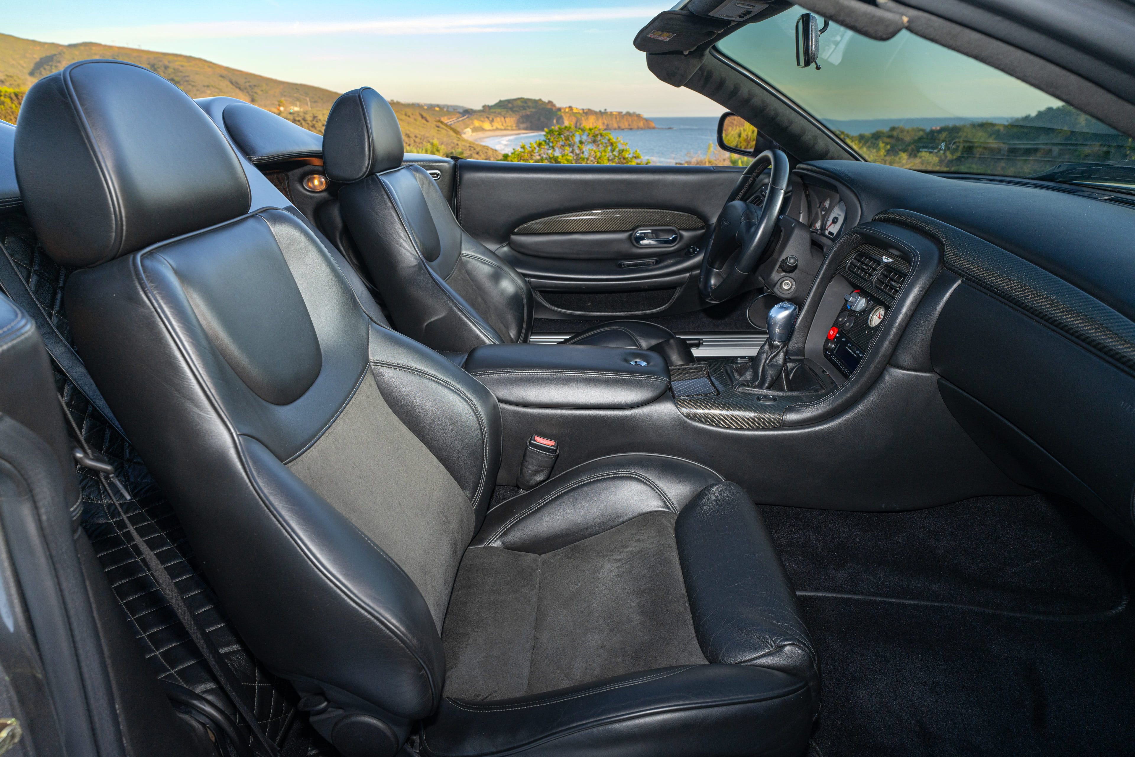 Used 2003 Aston Martin DB7 Vantage RWD image 17