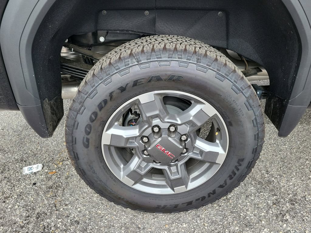 New 2025 GMC Sierra 3500 SLT w/ SLT Convenience Package image 5