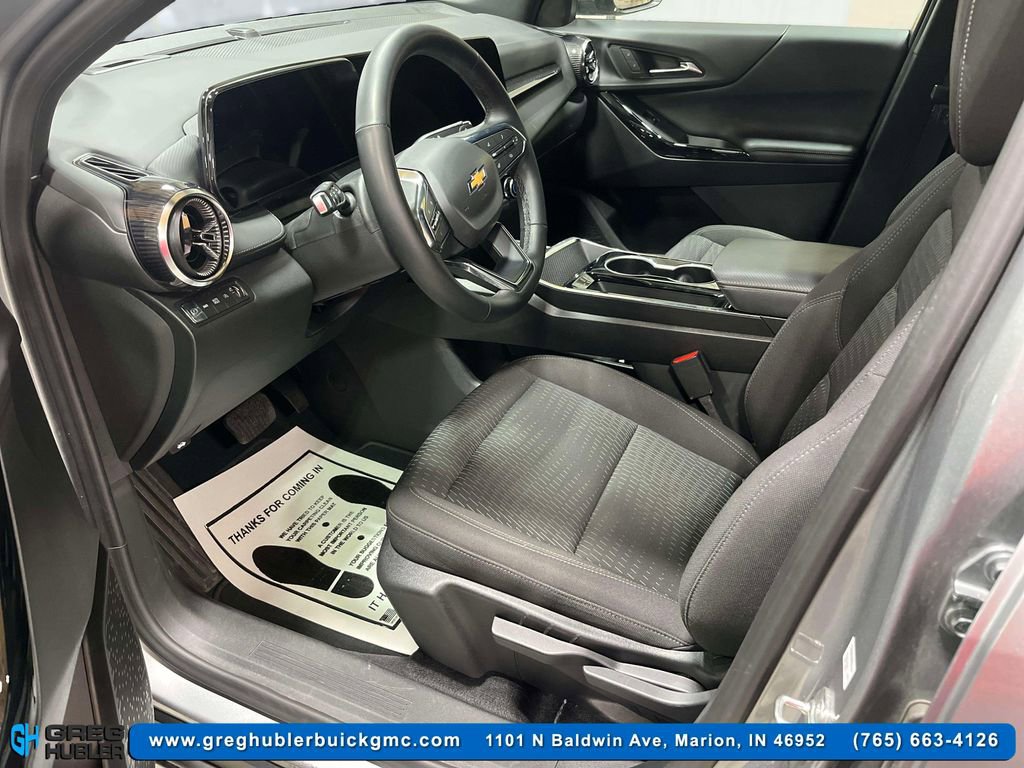 Used 2025 Chevrolet Equinox LT image 13
