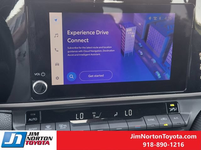 Used 2025 Toyota Camry SE FWD image 17