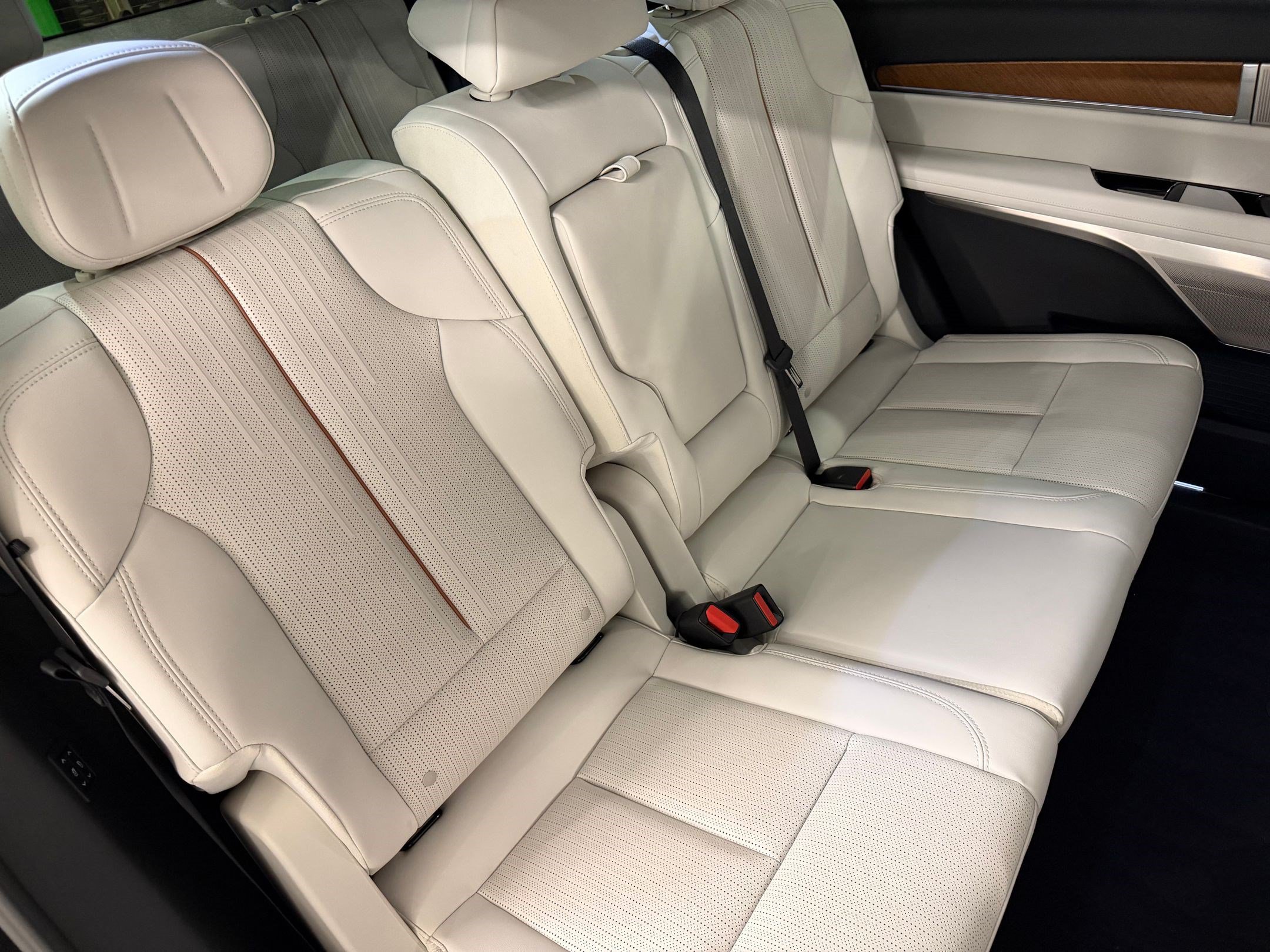New 2027 Cadillac Vistiq Sport AWD/4WD image 52