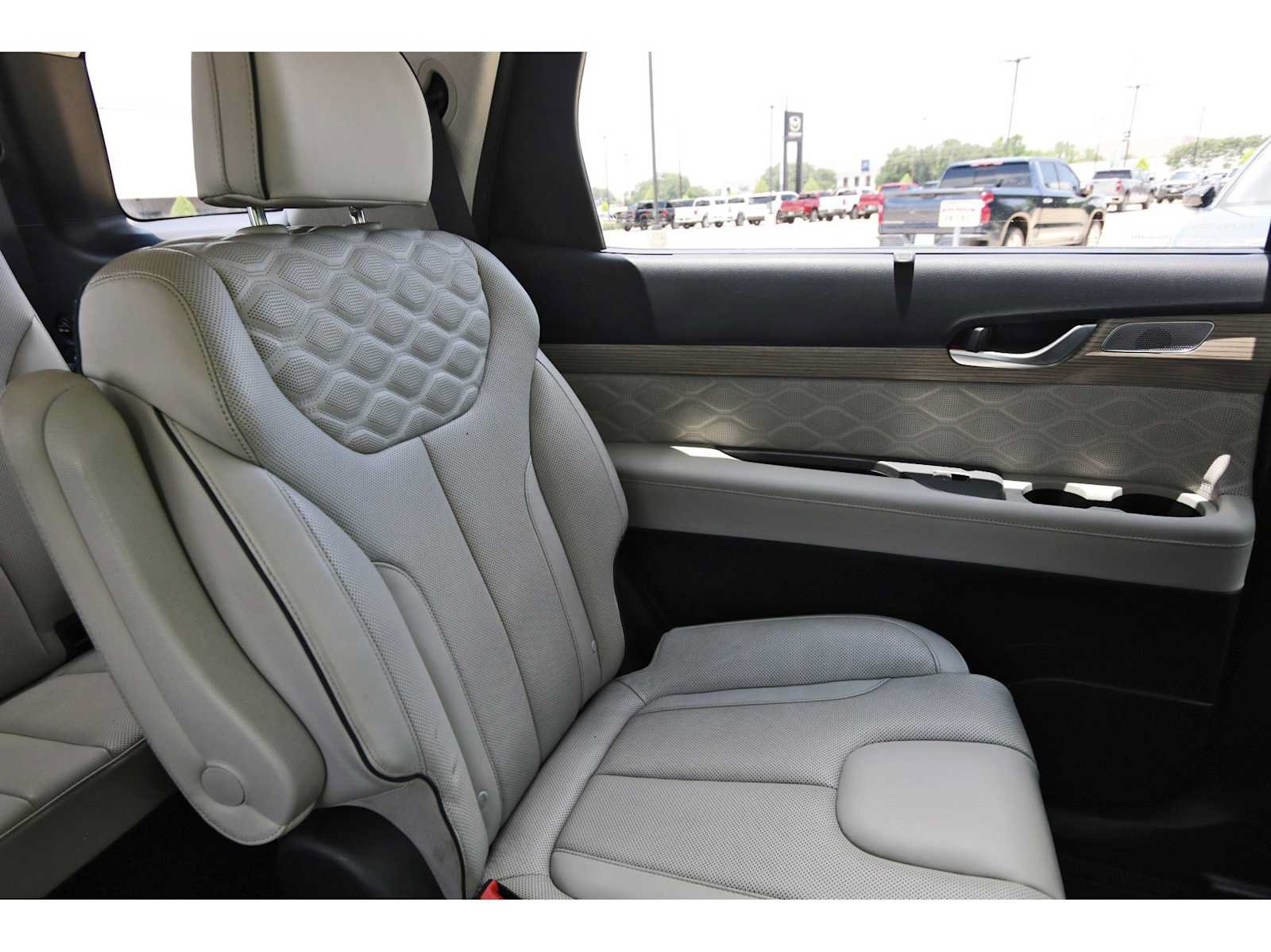 Used 2022 Hyundai Palisade Calligraphy FWD image 10